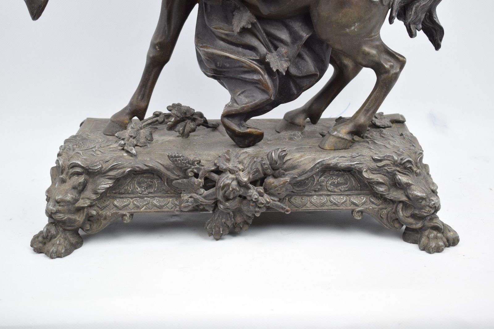 Detail